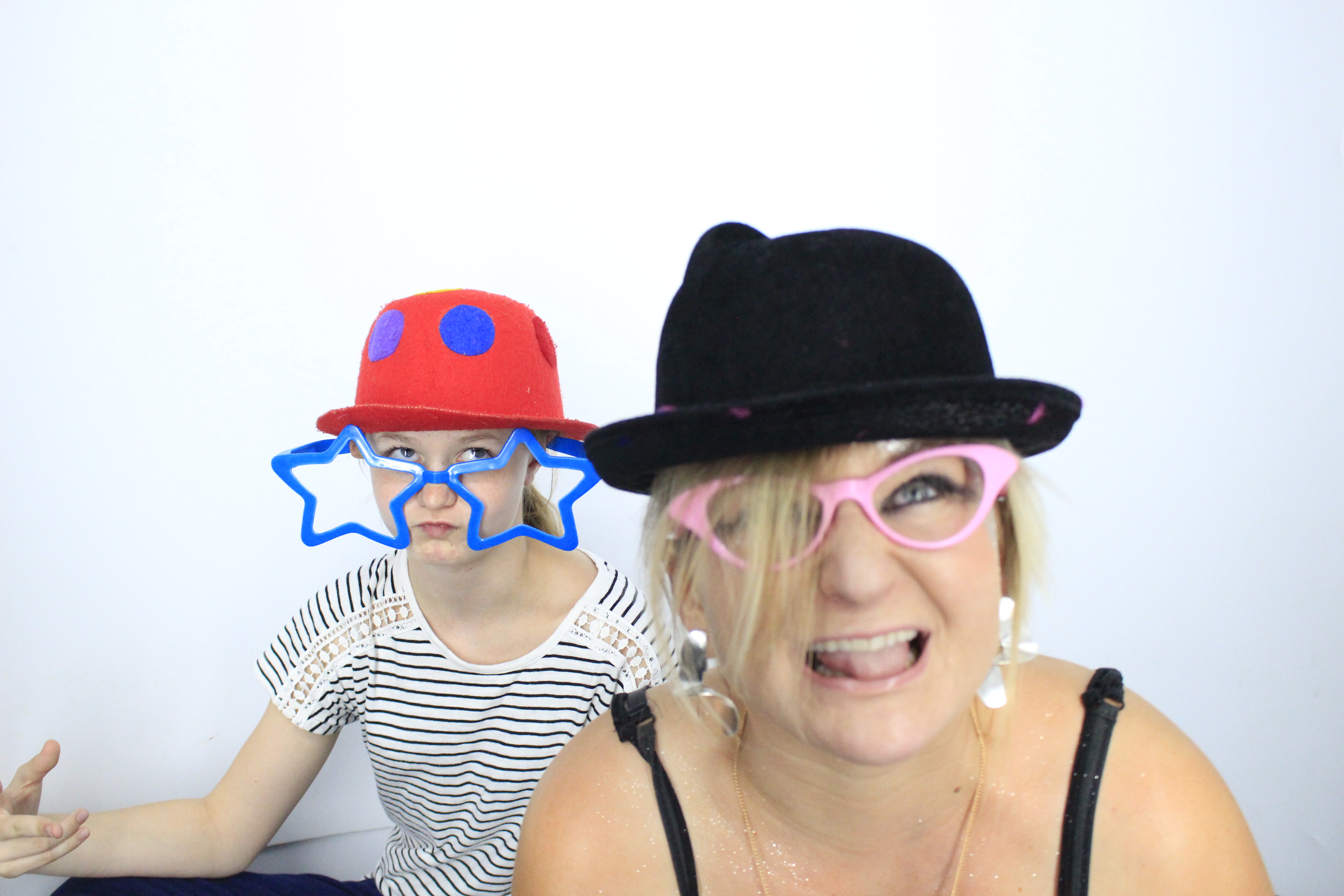 Jodie’s 40th Birthday | View more photos from the event at gallery.myphotoboothexperience.co.uk/u/MyPhotoBoothExperienceLtd/Jodie’s-40th-Birthday
